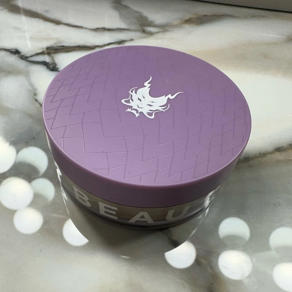 Dragon Beauty Translucent powder Yellow